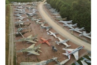 বিভিন্ন দেশের চেয়েও বেশি যুদ্ধবিমান রয়েছে এই ব্যক্তির কাছে!