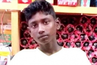 লুঙ্গি ফুলিয়ে ৫ দিন সমুদ্রে ভেসেছিলো কিশোর ইমরান