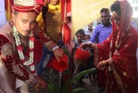 গাছ লাগিয়ে বিয়ে উদযাপন: ব্যতিক্রমী উদ্যোগ আখাউড়ার এক দম্পতির!