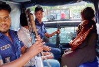 আবাসিক হোটেল থেকে আটক যুগল, থানায় নিয়ে গিয়ে বিয়ে!