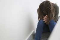 জামায় রক্তের দাগ দেখে অপমান করে বের করে দেন শিক্ষক, লজ্জায় স্কুলছাত্রীর আত্মহ'ত্যা!