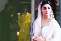 মধ্যরাতে রণবীর কাপুরের ঘর থেকে বের হয়ে এলেন আলিয়া ভাট্ট