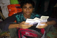 ১৮ লাখ টাকার জাল নোটসহ রোহিঙ্গা যুবককে আ'টক করে পুলিশে দিল জনতা