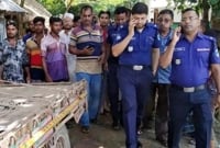 কান্না থামাতে না পেরে ছেলেকে গলাটি'পে মেরে ফেললেন সৎমা