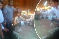 যুবলীগের কেন্দ্রীয় নেতা শামীমের কার্যালয়ে শুধু ‘টাকা আর টাকা’