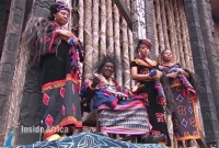 চিনে নিন এই ব্যক্তিকে, যিনি ১০০ স্ত্রীর স্বামী ও ৫০০ সন্তানের বাবা! 