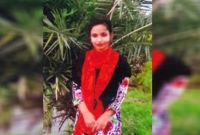 এক মাসেও খোঁজ মেলেনি কলেজ ছাত্রী নুসরাতের