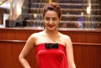 'সেই পরিচালক আমার শরীরের প্রতিটি ইঞ্চি দেখতে চেয়েছিলেন'