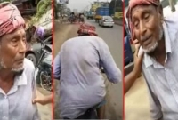 ছেলে সেনা অফিসার, পেটের দায়ে রিকশা চালান আশি বছরের বৃদ্ধ বাবা! 