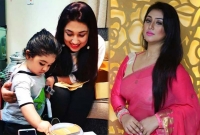 ধর্মান্তরিত হয়নি, ছেলেকে নিয়ে পুজা উদযাপন করবেন অপু বিশ্বাস