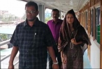 বরগুনার বহুল আলোচিত মিন্নী এখন হবিগঞ্জে, কৌতুহলী এলাকাবাসীর ভিড়