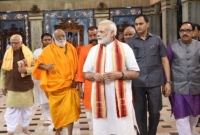 মা দুর্গার আশীর্বাদ সর্বদাই আমাদের সমাজে থাকুক : নরেন্দ্র মোদি