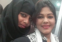 বোরকা পরেও নিজেকে লুকাতে পারছিলেন না শাবনূর!