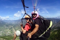 প্যারাগ্লাইডিংয়ে ভ'য়ঙ্ক'র অভিজ্ঞতা! দড়ি ছিঁড়ে আকাশ থেকে সোজা গিয়ে পড়লেন..