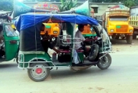 সন্ধ্যা সাতটার মধ্যে শিক্ষার্থীদের বাসায় ফিরে পড়ার টেবিলে বসার জন্য মাইকিং
