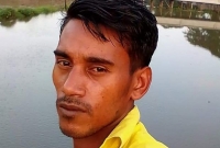 হুট করে ফেসবুকে জনপ্রিয়, ধকল সামলাতে পারছেন না নেত্রকোনার কাঠমিস্ত্রী রিপন