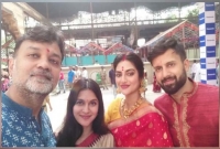 কলকাতায় সৃজিত-নুসরাতের সঙ্গে পূজার সঙ্গী মিথিলা