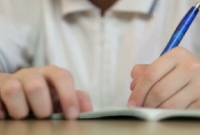 এবার সাদা খাতা জমা দিয়ে ‘এ’ পেলেন বিশ্ববিদ্যালয়ের এক ছাত্রী!