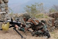 পাক সেনাবাহিনীর গুলিতে দুই ভারতীয় সেনা নিহ'ত