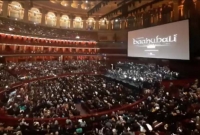 ১৪৮ বছরের প্রথা ভেঙে লন্ডনে বাহুবলীর শো