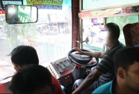 স্টিয়ারিংয়ে বসা অবস্থায় হার্ট অ্যাটাক, মৃত্যুর পূর্বে যাত্রীদের প্রাণ বাঁচিয়ে দৃষ্টান্ত রেখে গেলেন বাসচালক!