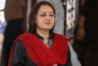 বিবাহিত, তিন সন্তানের বাবাকে ভালোবেসে বিয়ে অভিনেত্রীর, অতঃপর নিঃসঙ্গ!
