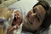 সন্তানের আকুল কান্না মৃত্যুর জগত থেকে ফিরিয়ে এনেছে এক মৃত মাকে!