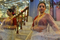 ৪৯ বছর বয়সে বিয়ের পিঁড়িতে বসছেন এই বাঙালি অভিনেত্রী!