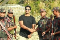 হঠাৎ জাফলং সীমান্তে বিজিবির সঙ্গে নায়ক দেব