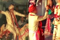 মদ্যপ বরের উদ্দাম নাচে বিরক্ত হয়ে আসরেই বিয়ে ভাঙলেন কনে