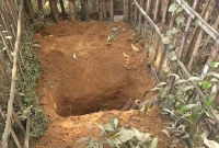    মোটরসাইকেল কিনতে ক'বর থেকে নিজের মা-বাবার হা'ড় তুলে বিক্রি ছেলের!