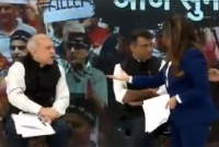 কাশ্মীরি নারীদের ধ'র্ষ'ণ করতে বলে বিতর্কের মুখে সাবেক ভারতীয় সেনাপ্রধান কাশ্মীরি নারীদের ধ'র্ষ'ণ করতে বলে বিতর্কের মুখে সাবেক ভারতীয় সেনাপ্রধান