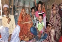 ধর্মান্তরিত মেয়ের আচরণে মুগ্ধ হয়ে একই পরিবারের ৬ জনের ইসলাম গ্রহণ