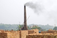 ঢাকার আশপাশের ইটভাটা ১৫ দিনের মধ্যে বন্ধের নির্দেশ দিল হাইকোর্ট