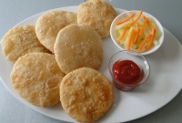 টঙ্গীতে পুরির সঙ্গে পেঁয়াজ চাওয়ায় মা'রধ'র, থানায় জিডি