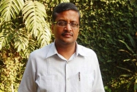 কখনও সত্যের সঙ্গে আপস করেননি, সততার পুরস্কার হিসেবে ২৬ বছরে ৫৩ বার বদলি!