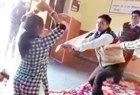 ক্লাসে শিক্ষিকার নাগিন ড্যান্স!