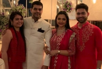 ছেলে-মেয়ের উপস্থিতিতেই বিয়ের পিঁড়িতে বসলেন জুন মালিয়া