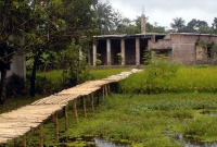 মসজিদ থাকলেও যাওয়ার কোনো রাস্তা নেই মসজিদ থাকলেও যাওয়ার কোনো রাস্তা নেই