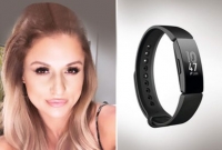 নিজের দেওয়া উপহারেই ধরা খেলেন বান্ধবীর কাছে!