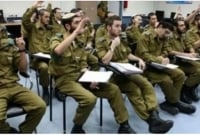 পবিত্র কোরআন মুখস্থ করলেই জে'ল থেকে মুক্তি দেওয়ার ঘোষণা দিল আলজেরিয়া!