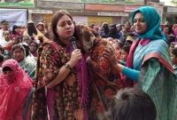 বলতে বলতে কাঁদলেন অভিভাবকরা, শুনে কাঁদলেন ইউএনও!