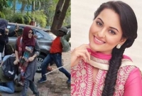 সিনেমার থেকেও বেশি গুরুত্বপূর্ণ মুসলিমদের পাশে দাঁড়ানো: সোনাক্ষি