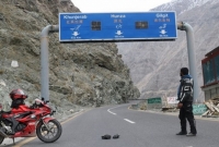 পবিত্র ওমরা করতে বাইক চালিয়ে সৌদির পথে বাংলাদেশের ২ তরুণ