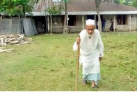 চা বিক্রেতার স্কুলের ৯৬ শিক্ষার্থী পাস, তবুও মন খারাপ