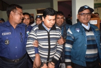 ঘুষ গ্রহণের নগদ টাকাসহ সহকারী কর কমিশনার হাতেনাতে গ্রেফতার