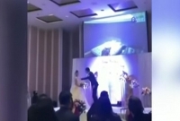 বিয়ের আসরেই কনের গো'পন ভিডিও ফাঁ'স