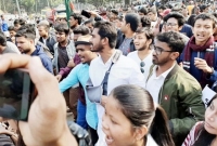 ঢাবি ছাত্রী ধ'র্ষণের ঘটনায় জড়িতদের গ্রেফতারে ৪৮ ঘণ্টার আ'ল্টিমে'টাম ভিপি নুরের