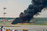 বিমানে আগু'ন জ্ব'লছে, নিহ'ত ১৮০