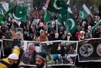 কাসেম সোলাইমানিকে হ'ত্যার প্রতি'বাদে রাজপথে হাজার হাজার পাকিস্তানিরা